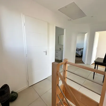 Вилла Maison Contemporaine Курсёль-сюр-Мер