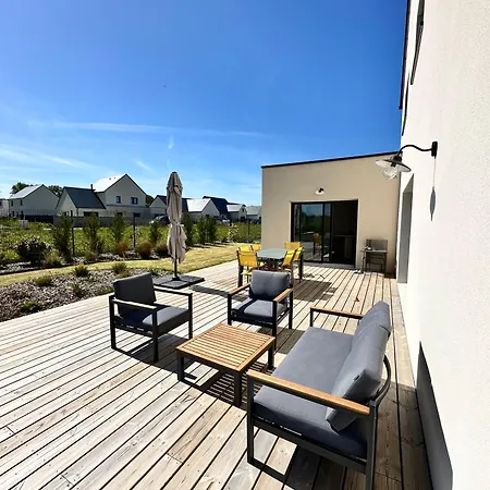 Maison Contemporaine Курсёль-сюр-Мер